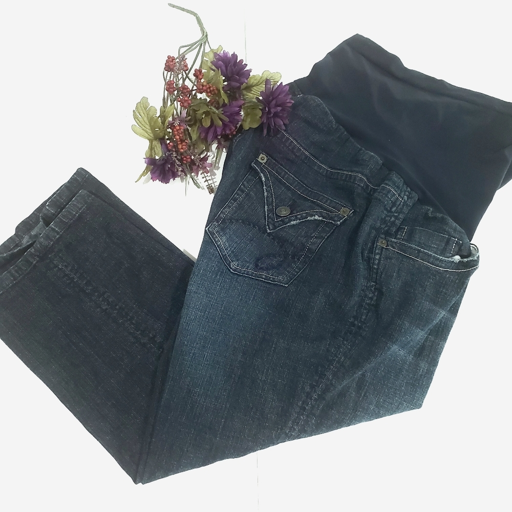 Oh Baby by Motherhood Pull-on Dark Wash Blue Capri Jeans Size M Maternity EUC